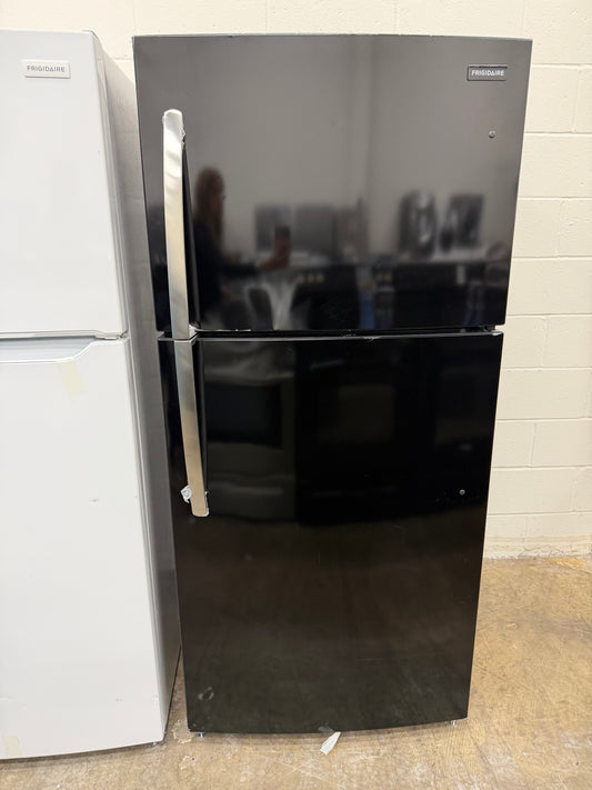 Frigidaire 30 in. 20.0 Cu. Ft. Black Top Freezer Refrigerator Model:FFHT2022AB4