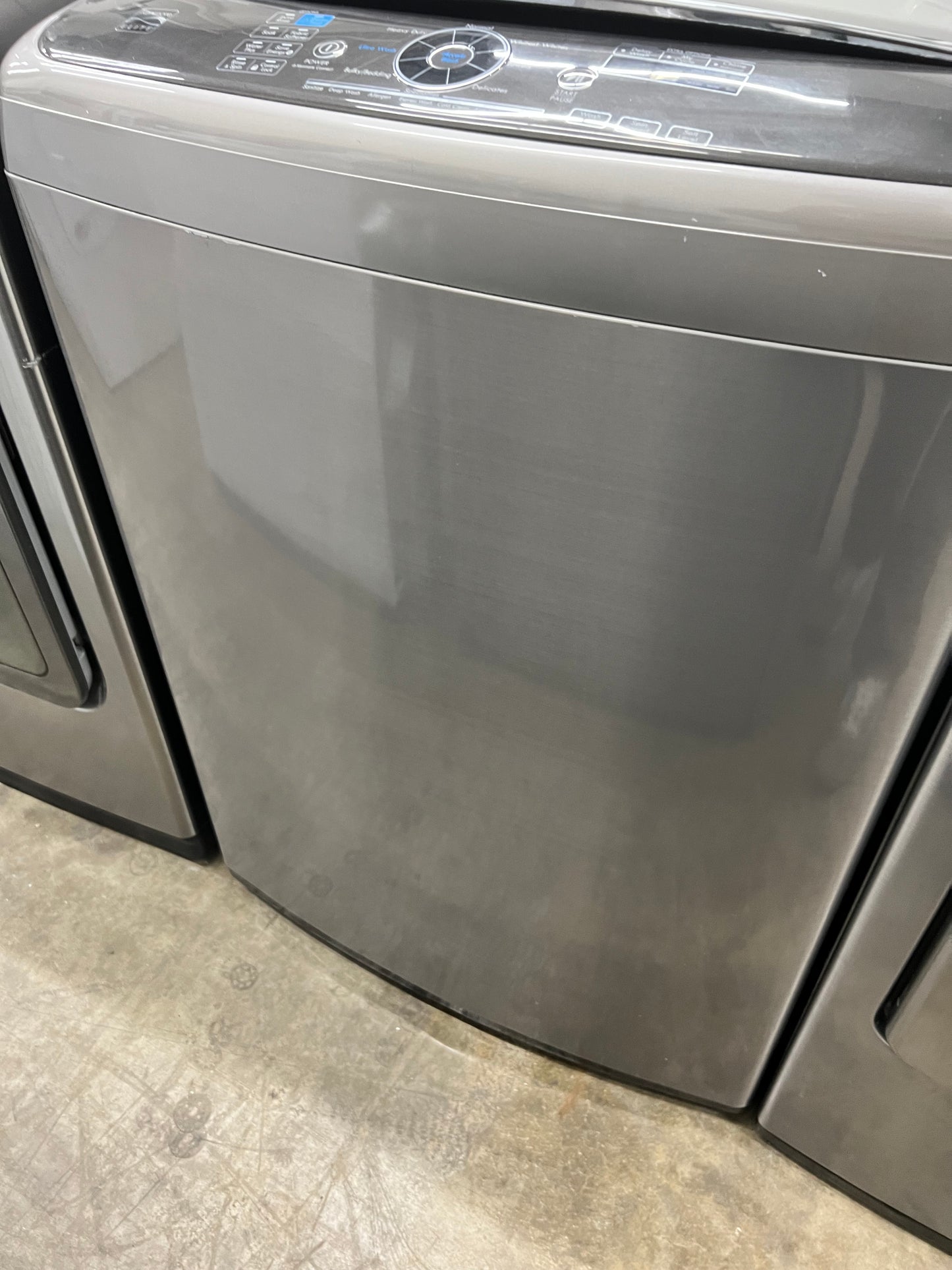 Kenmore Elite Top-Load 5.2 Cu. Ft. Washer and 7.3 Cu. Ft. Electric Dryer Set in Metallic Silver