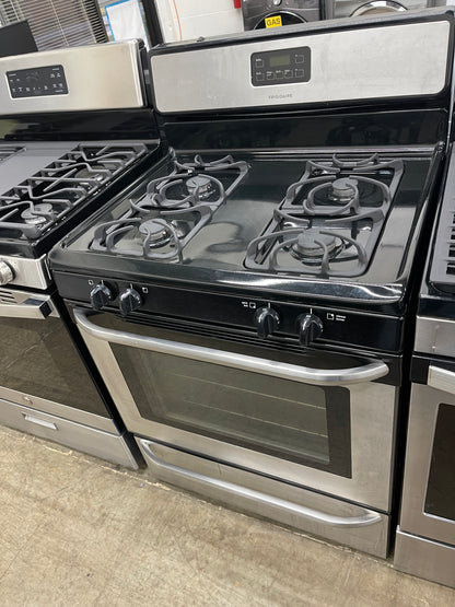 Frigidaire 30" Freestanding Gas Range in Stainless Steel