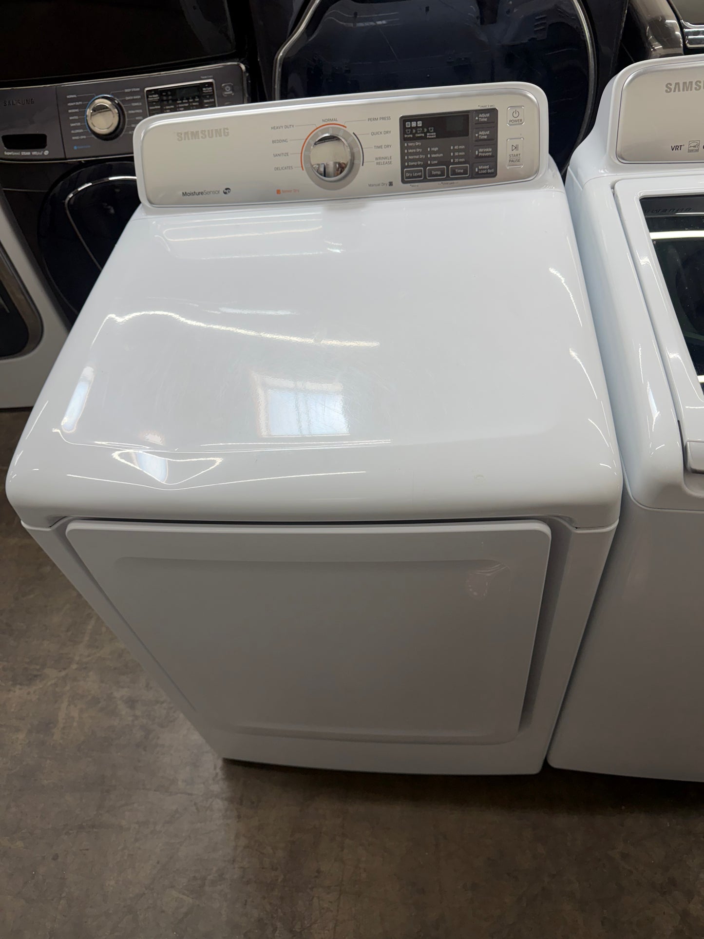 Samsung WA45H7000AW/A2 Top Load Washer – 4.5 Cu. Ft. And Samsung Electric Dryer – 7.4 Cu. Ft.