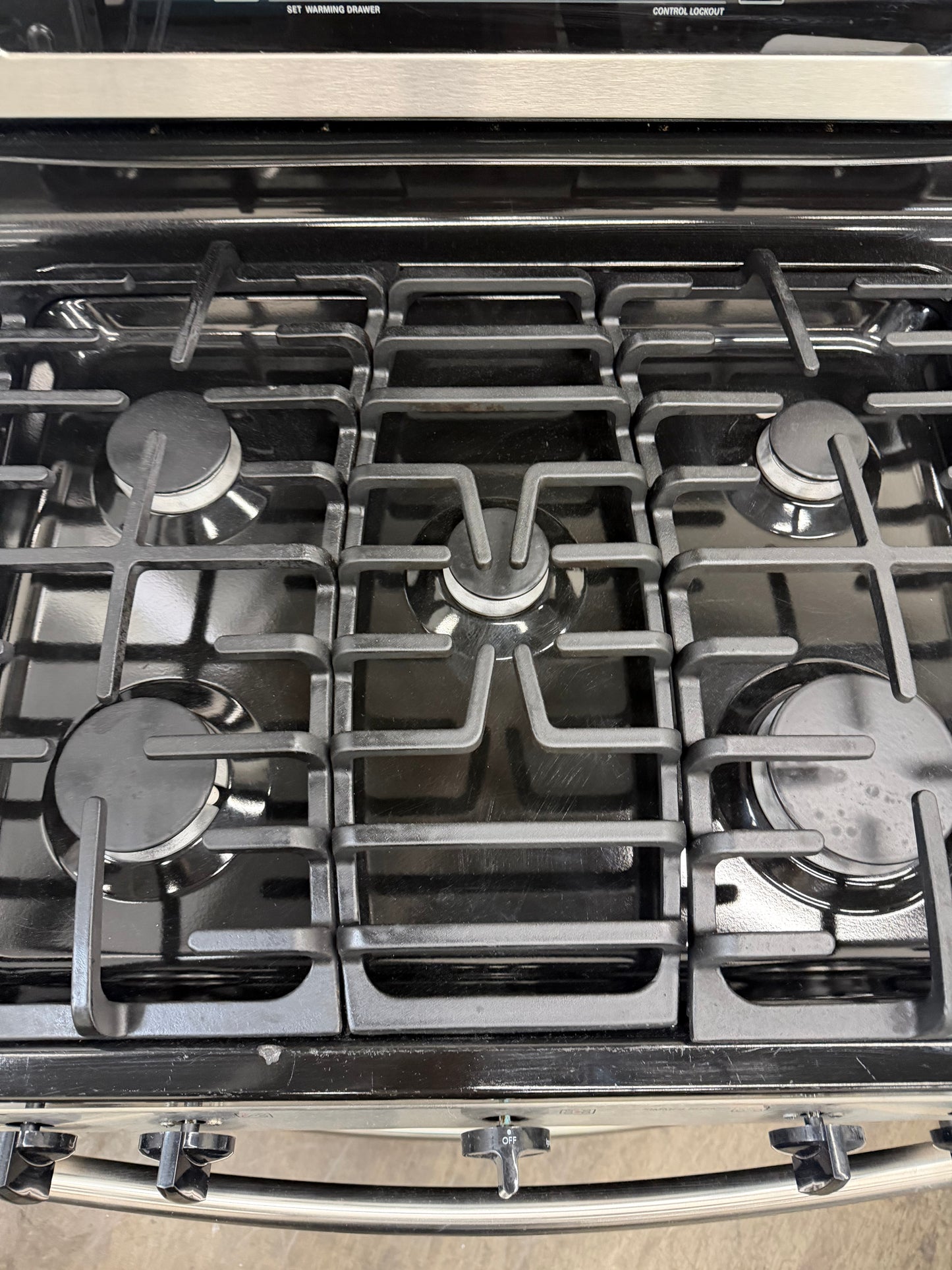 LG  LRG30355ST
30 Inch Freestanding Gas Range with 5 Sealed Burners, 5.0 cu. ft. Self-Cleaning Oven, SmoothTouch Controls and Warming Drawer: Stainless Steel