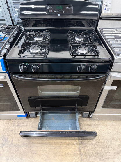 GE 30” Free-Standing Gas Range – Model JGBS18DEN4BB