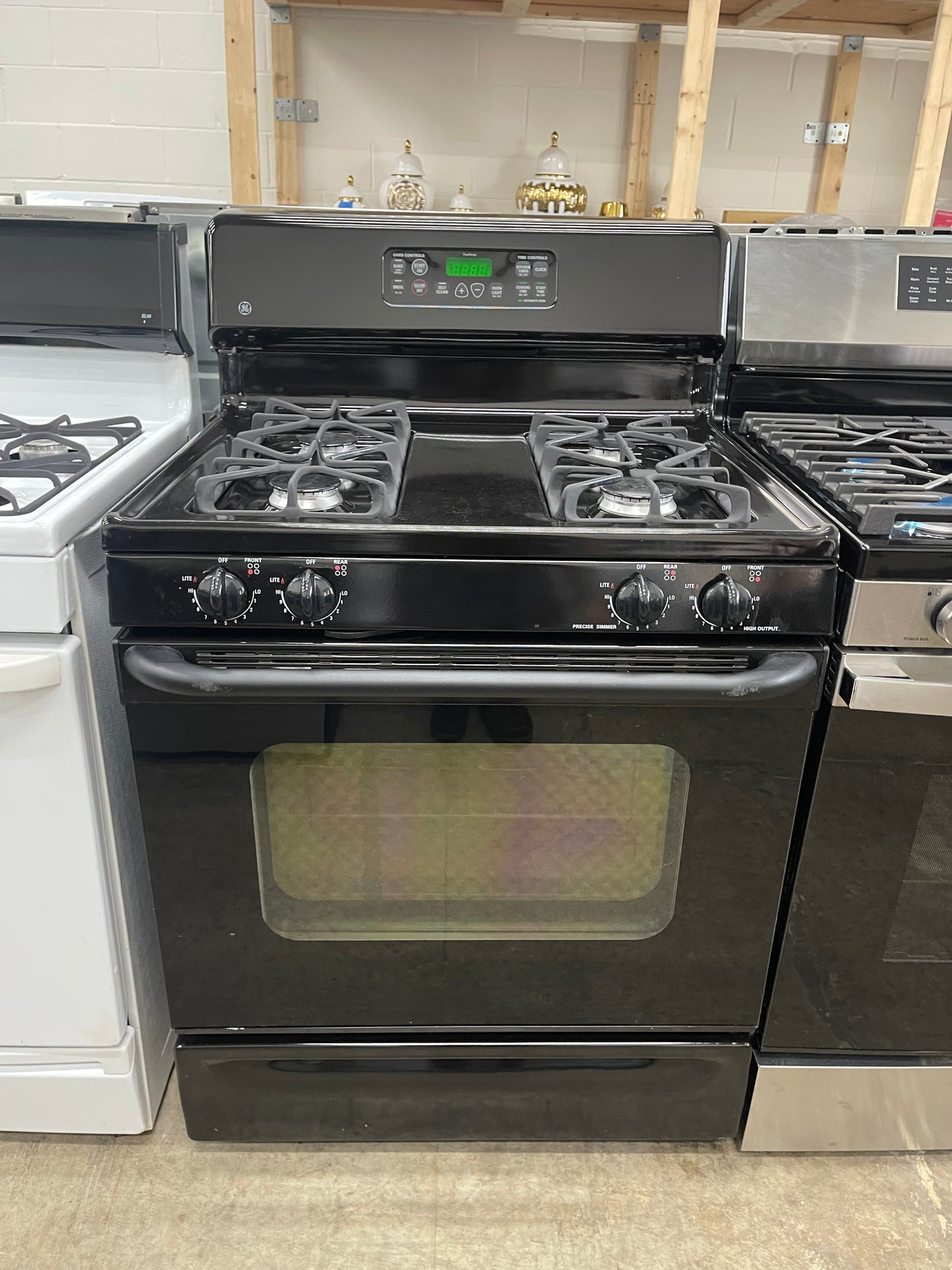 GE 30" Free-Standing Gas Range