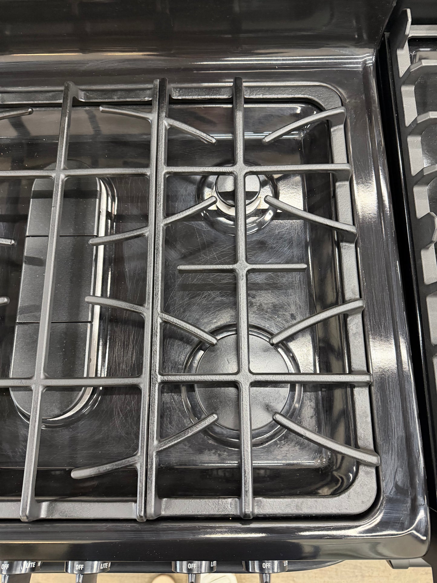 Kenmore Freestanding 5-Burners Gas Range in Stainless Steel- Model # 790.7140