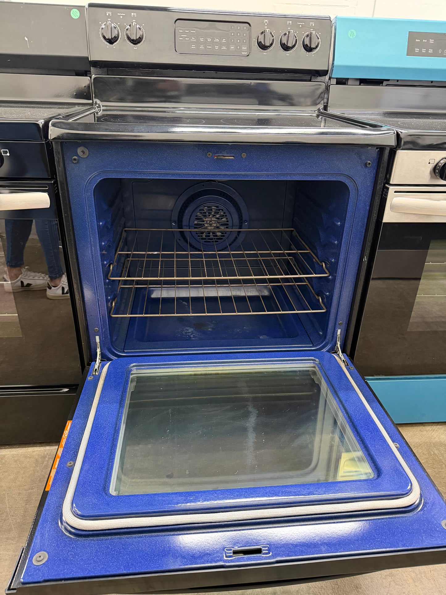 KERS206XSS30" Freestanding Electric Range with 5 Radiant Elements, 5.8 cu. ft. Self-Cleaning and Convection Oven