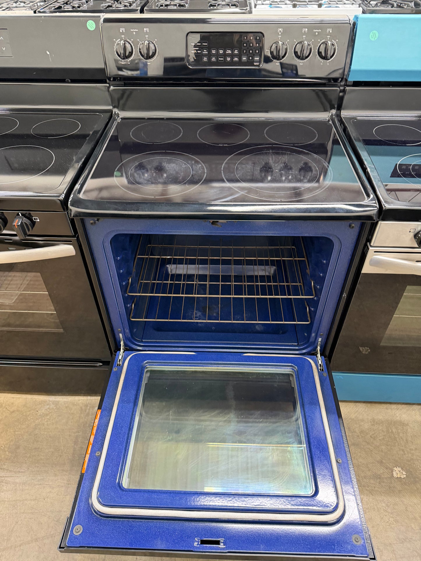 KERS206XSS30" Freestanding Electric Range with 5 Radiant Elements, 5.8 cu. ft. Self-Cleaning and Convection Oven