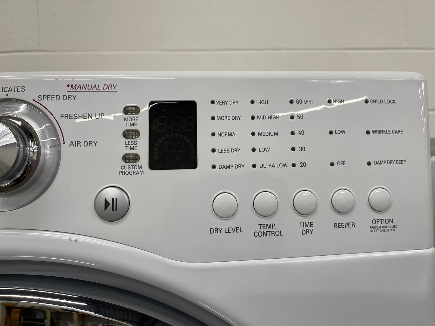 LG  WM2101HW
27 Inch Front-Load Washer with 4.0 cu. ft. And LG  DLE2101W
27 Inch Electric Dryer with 7.3 cu. ft.