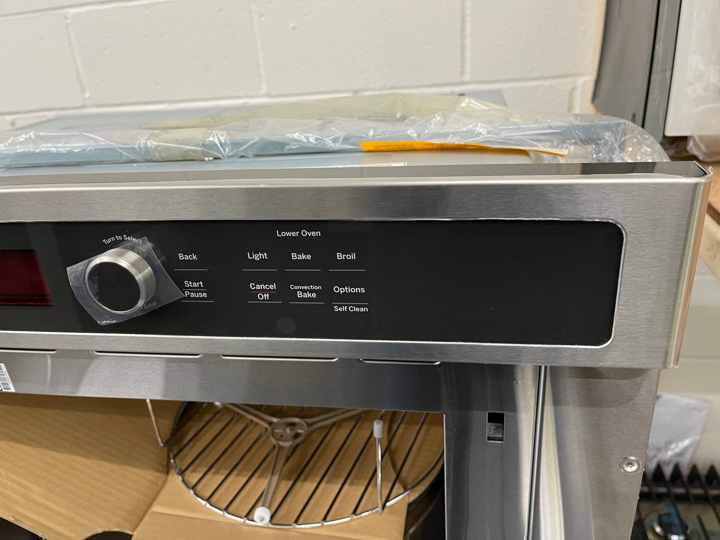 GE Profile  PT7800SHSS
30 Inch Combination Wall Oven with True European Convection, Meat Probe, Proof Mode, Warm Mode, 5.0 cu. ft. Capacity, 1.7 cu. ft. Microwave, Glass Touch Controls, GE Fits! Guarantee, and Self-Clean with Steam: Stainless Stee