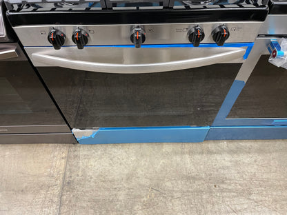 Frigidaire 30-in 5 Burners 5.1-cu ft Freestanding Gas Range in Stainless Steel-Model #FCRG3052BS