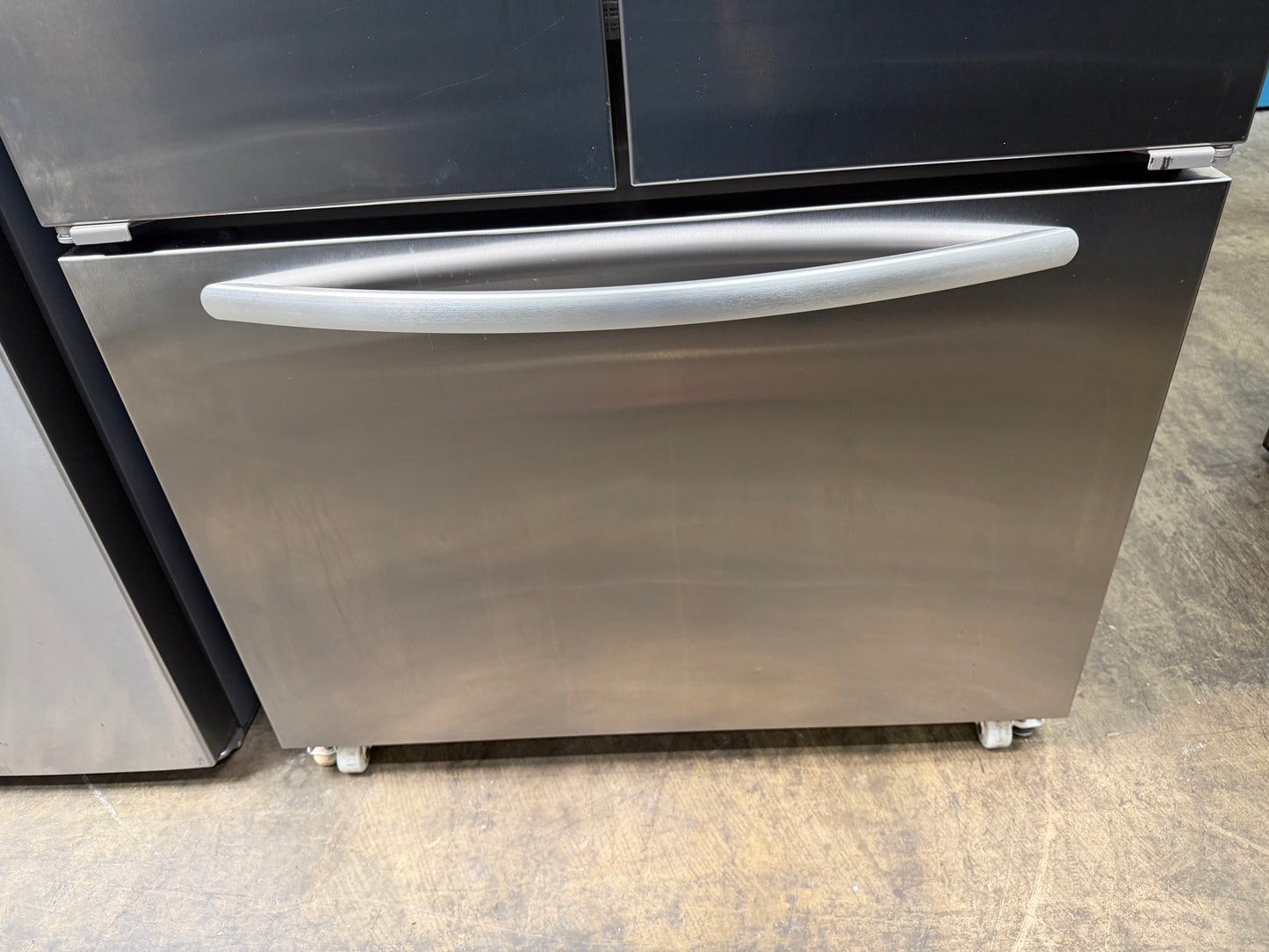 KitchenAid 20 Cu. Ft. Bottom Freezer Refrigerator – Stainless Steel
Model: KBFS20EVMS4