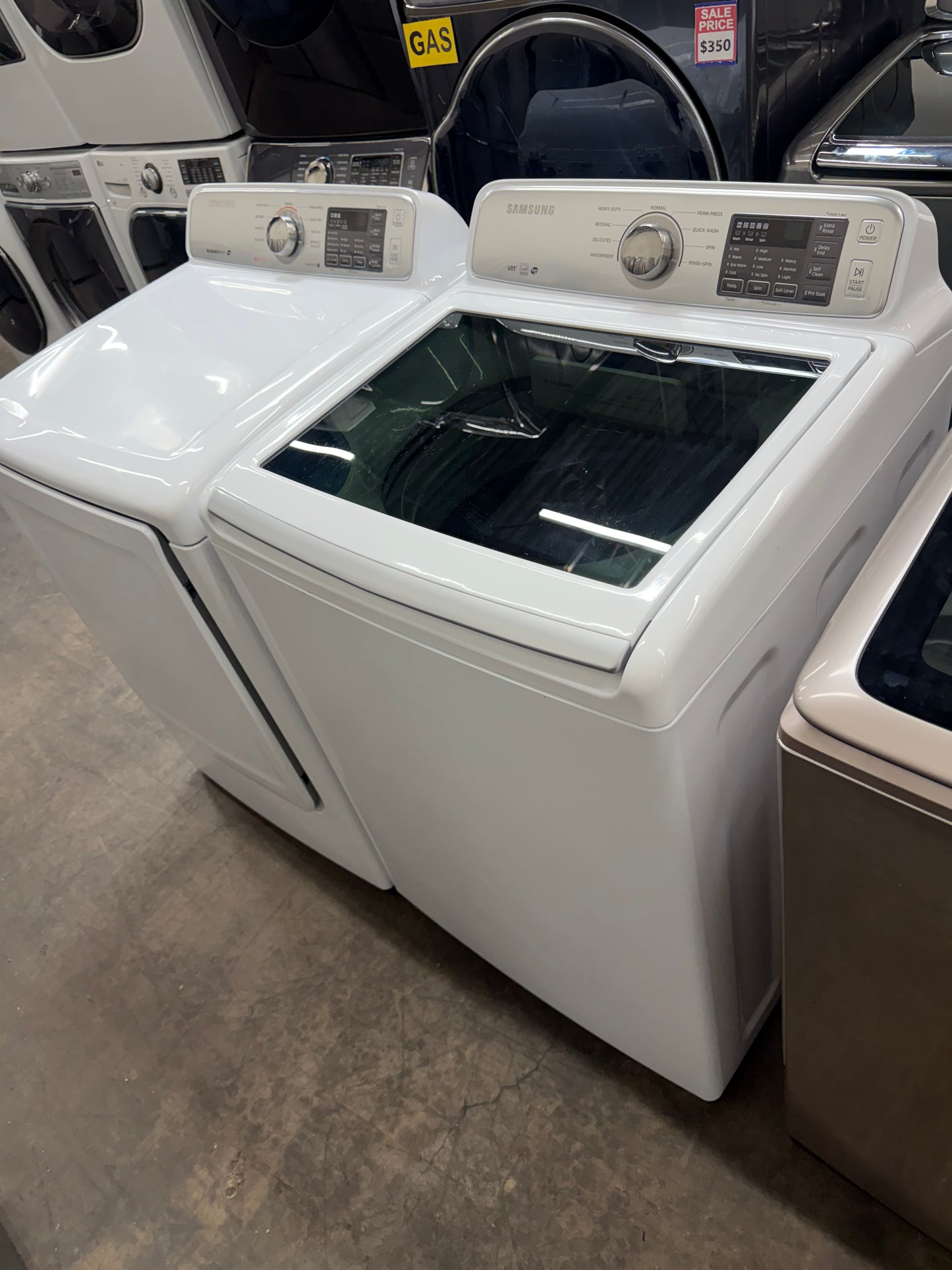 Samsung WA45H7000AW/A2 Top Load Washer – 4.5 Cu. Ft. And Samsung Electric Dryer – 7.4 Cu. Ft.