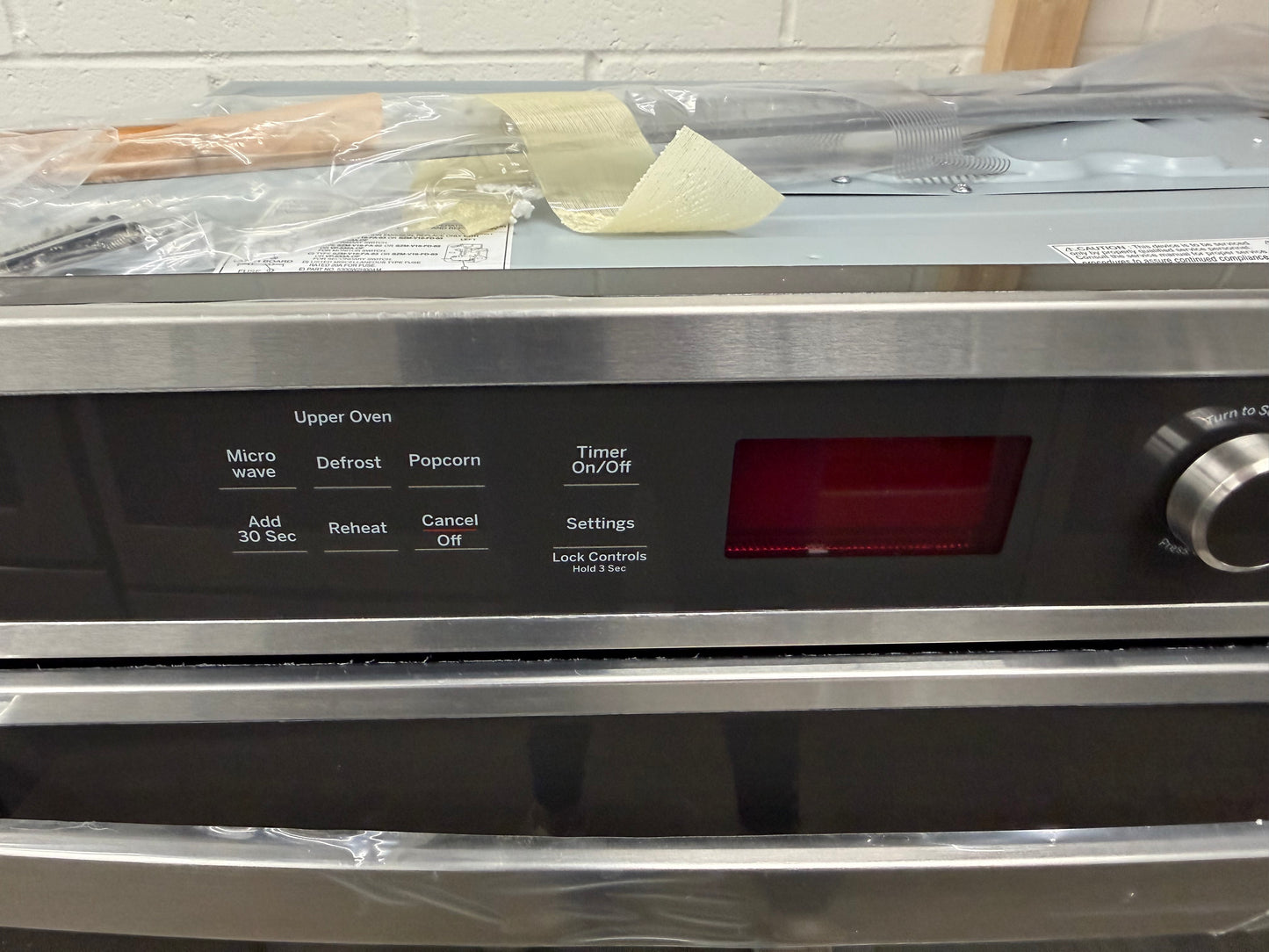 GE  JT3800SHSS
30 Inch Combination Wall Oven