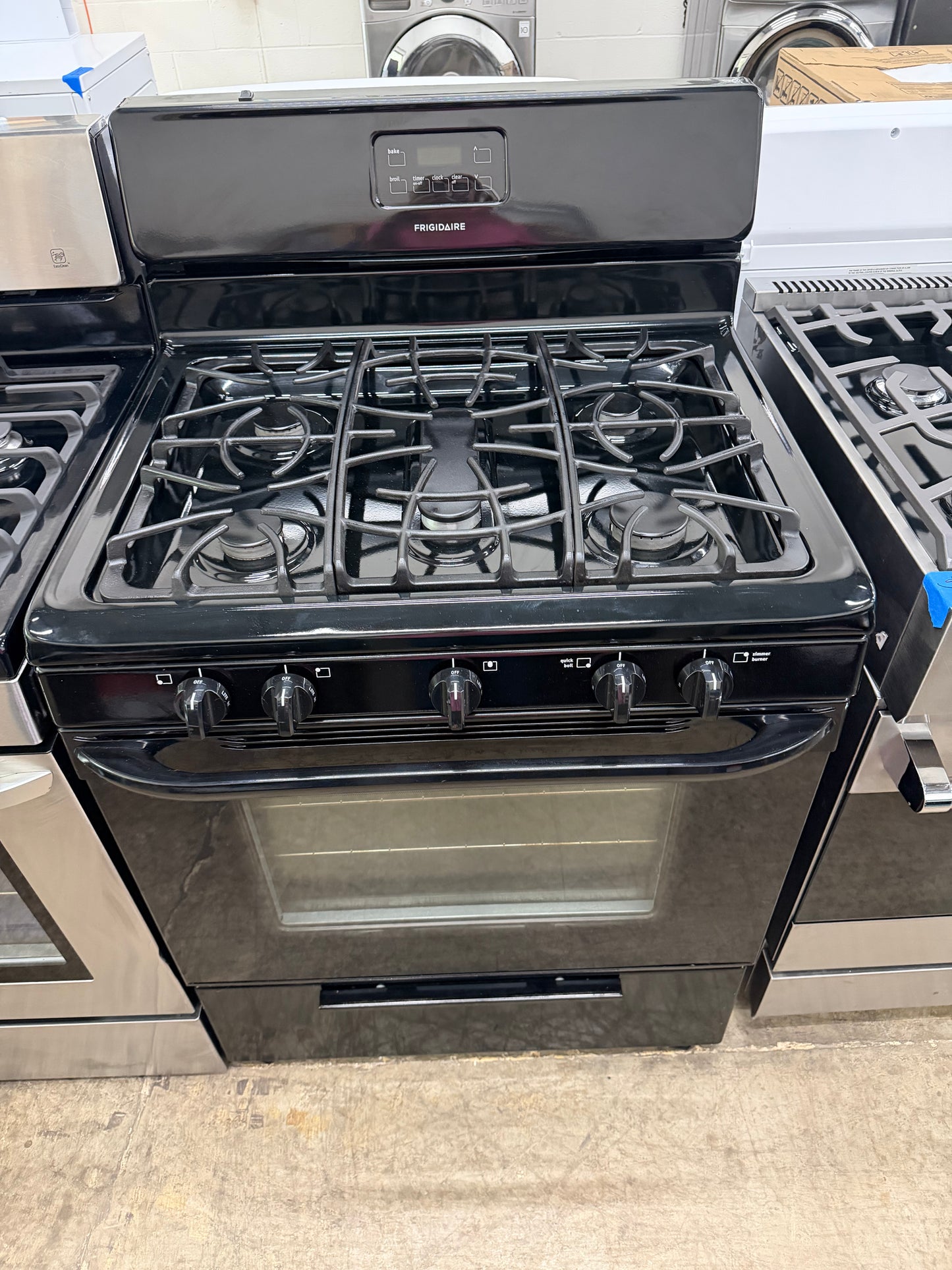 Frigidaire 30” Freestanding Gas Range – Model FFGF3019LBC