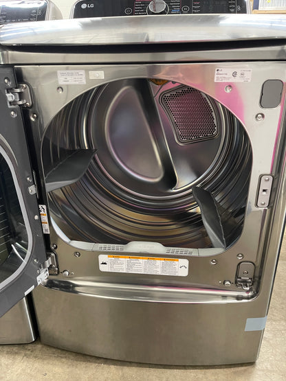 LG TurboWash Series  WT7700HVA
29 Inch 5.7 cu. ft. Top Load Washer with 14 Wash Cycles and LG SteamDryer Series  DLEX7700VE
29 Inch 9.0 cu. ft. Electric Dryer with 14 Drying Cycles