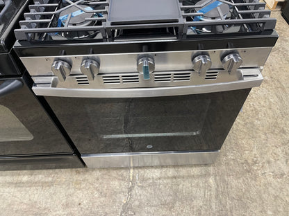 GE  GGF600AVSS
30 Inch Freestanding Gas Smart Range with 5 Sealed Burners, 5.3 cu. ft. Convection Oven, Power Boil Burner, Griddle, Storage Drawer, WiFi, Enhanced Shabbos Mode Built In, and Steam Clean: Stainless Steel