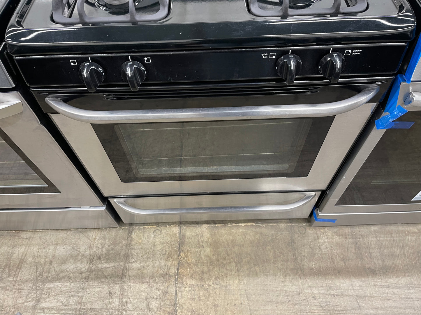 Frigidaire 30" Freestanding Gas Range in Stainless Steel