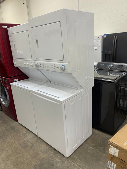 Frigidaire  FLCE7522AW
27 Inch Electric Laundry Center with 3.9 Cu. Ft. Washer Capacity, 10 Wash Cycles, 5.6 cu. ft. Dryer Capacity, 6 Dry Cycles, MaxFill Option, 4 Timed Dryer Cycles, and End-of-Cycle Signal