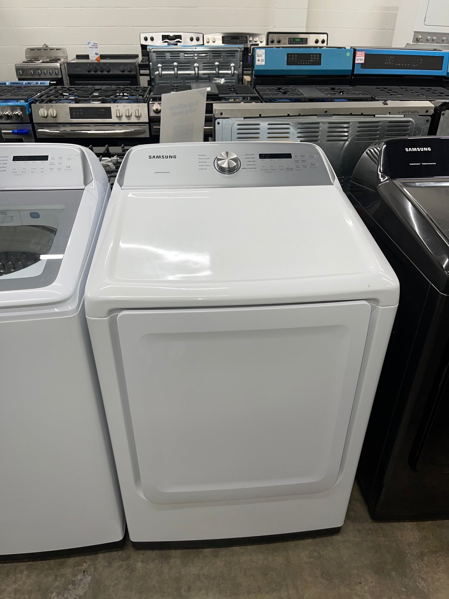 Samsung 5.0 cu. ft. Top Load Washer and 7.4 cu. ft. Electric Dryer