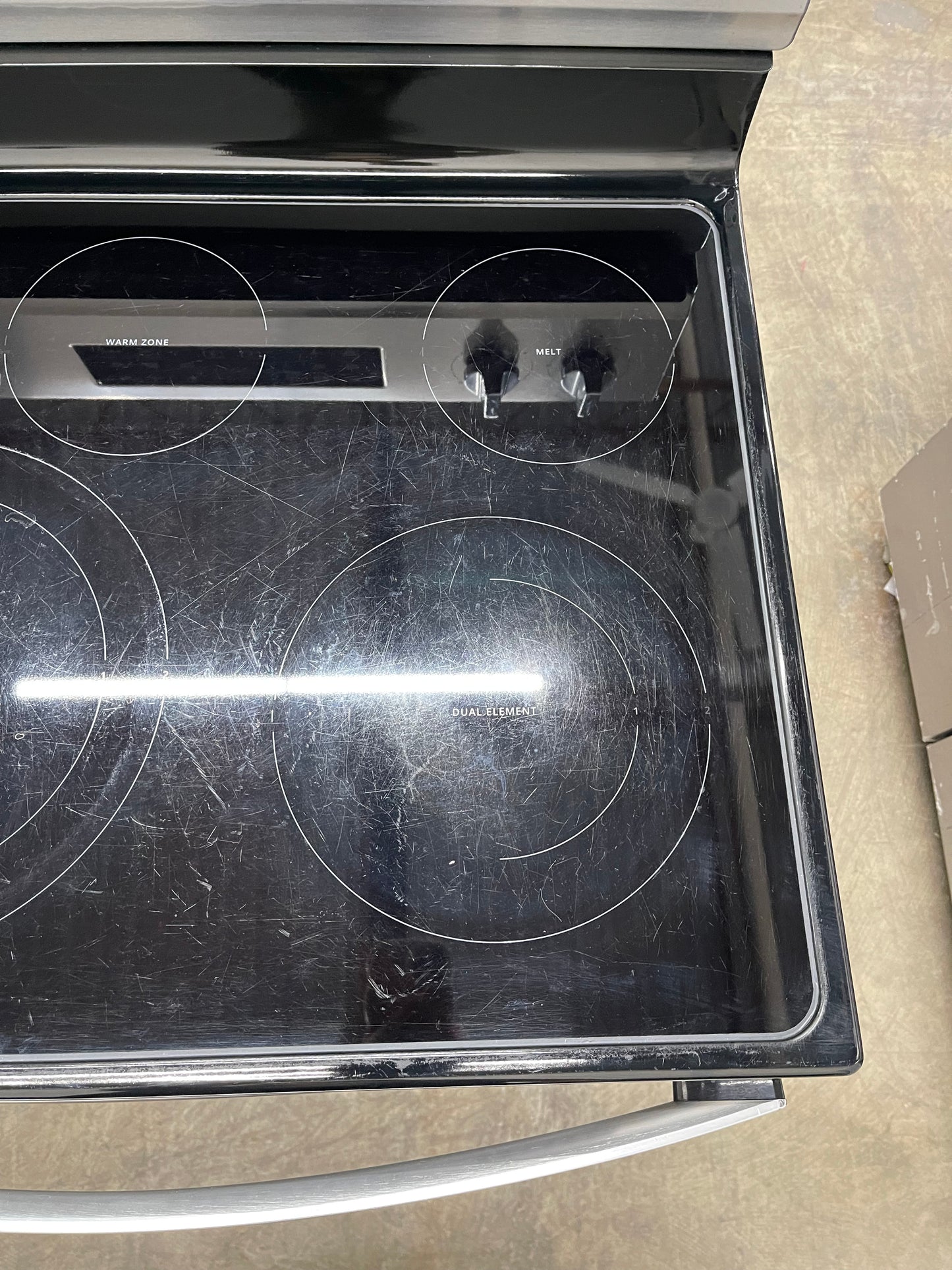 5.3 cu. ft. Whirlpool electric range with Frozen Bake technology Model: WFE550S0HZ