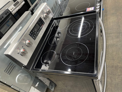 Samsung  FTQ387LWGX
30 Inch Freestanding Electric Range with 5 Cooktop Elements, 5.9 cu. ft. Convention Oven, Steam and Self Clean, Warming Drawer and Sabbath Mode