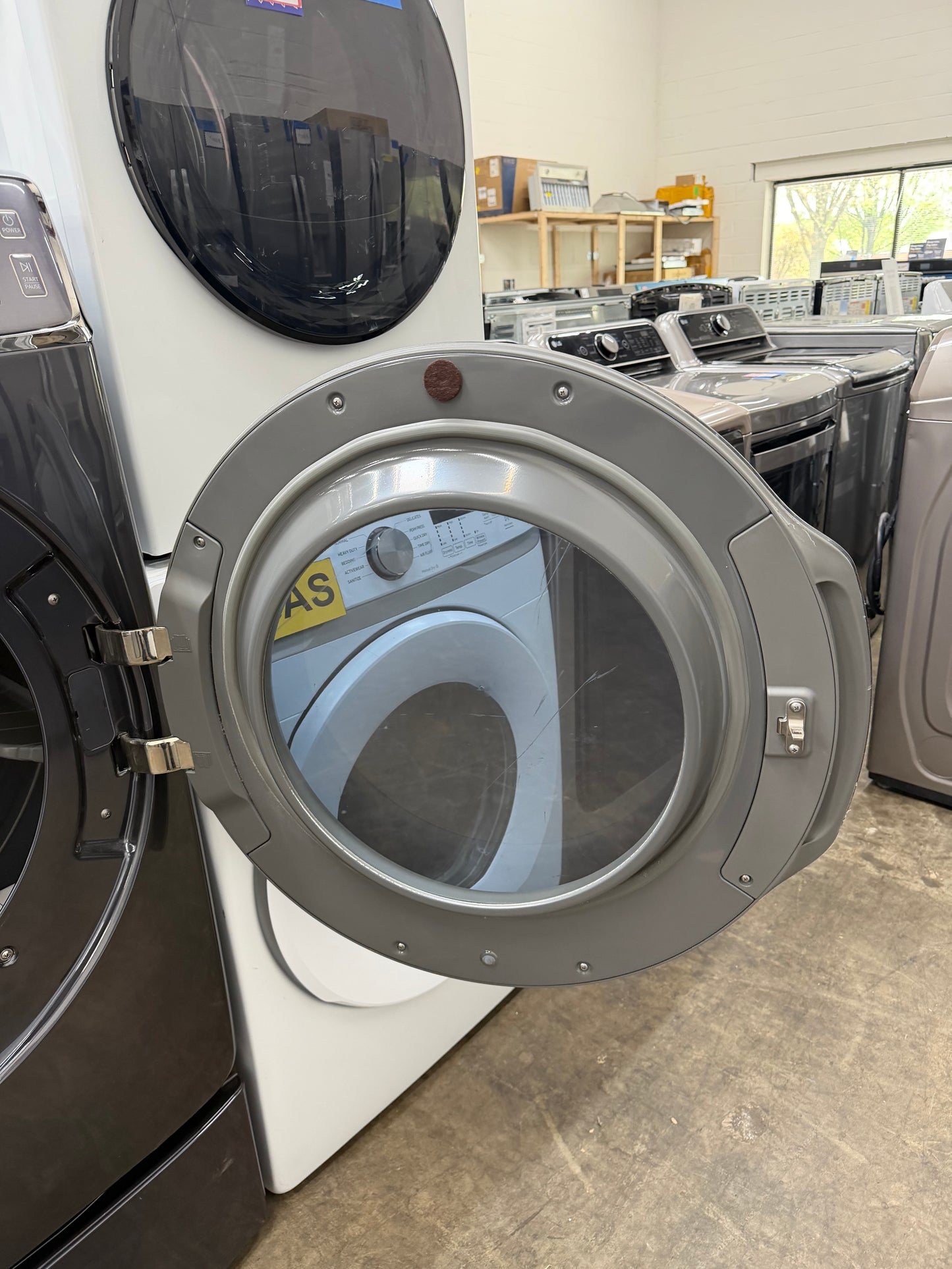 Samsung  DV56H9100GG
30 Inch 9.5 cu. ft. Gas Dryer with 15 Dry Cycles, 5 Temperature Settings, Steam, Vent Sensor, Sanitize Cycle, Wrinkle Prevent, Smart Care, Dryer Rack, My Cycle and Sensor Dry Moisture Sensor: Onyx