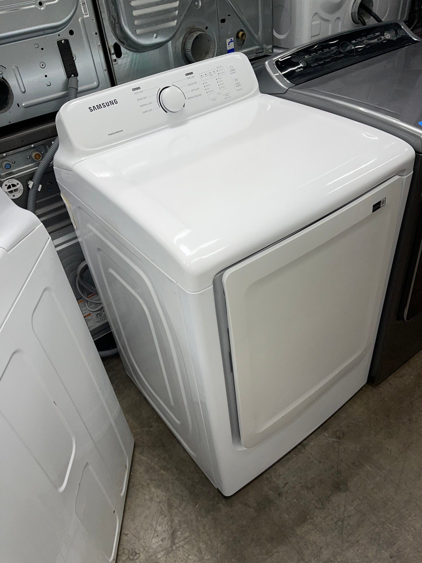 DVE41A3000W Samsung 27" 7.2 cu. ft. Electric Dryer - White