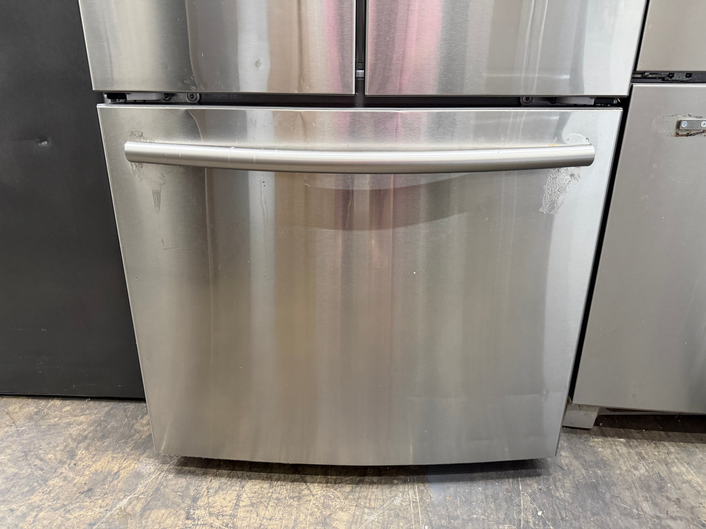 Samsung RF220NCTASR/AA – 21.8 Cu. Ft. French Door Refrigerator (Stainless Steel)