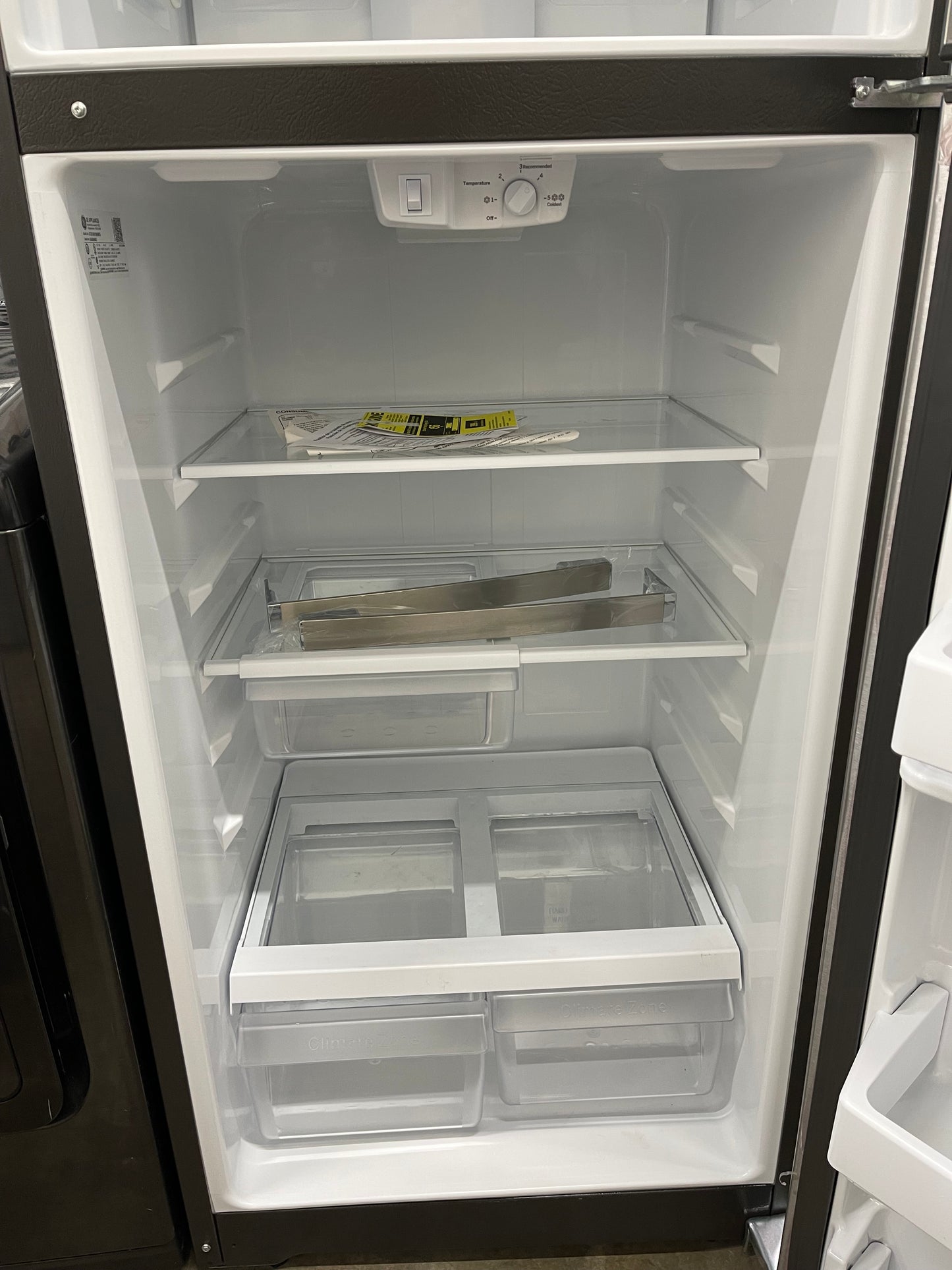 GE  GTS18HYNRFS
28 Inch Top Freezer Refrigerator with 17.5 Cu. Ft. Capacity, Edge-To-Edge Glass Shelves, Sliding Deli Drawer, Gallon Door Bin, Dairy Compartment, LED Lighting, Upfront Temperature Controls, Sabbath Mode, Frost Free, and Icemaker-Ready