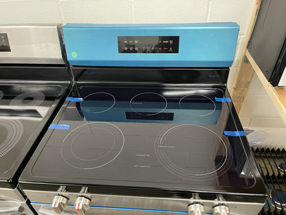 Frigidaire 30-in Glass Top 5 burners 5.3-cu ft Freestanding Electric Range ( Fingerprint Resistant Stainless Steel )
Model #FCRE306LAF