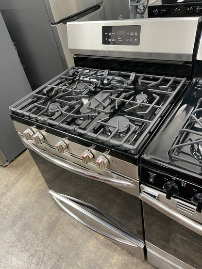 Frigidaire Gallery 30" Gas Range with Steam Clean
GCRG3038AF