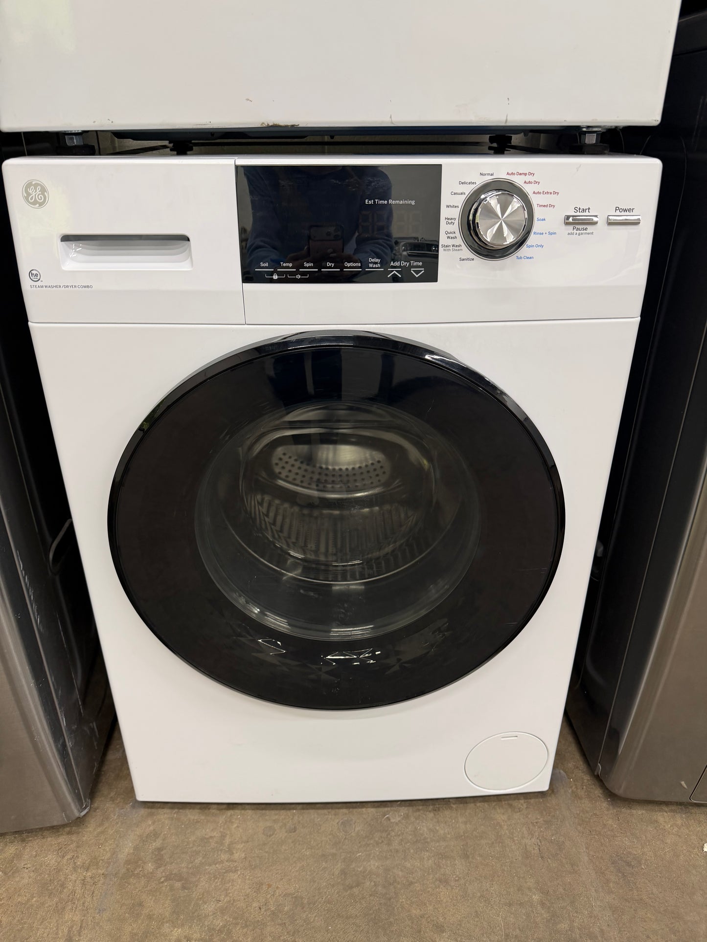 GE  GFQ14ESSNWW
24 Inch Front Load Electric Washer/Dryer Combo with 2.4 cu. ft and GE  GFD14ESSNWW
24 Inch Electric Dryer with 4.3 Cu. Ft.