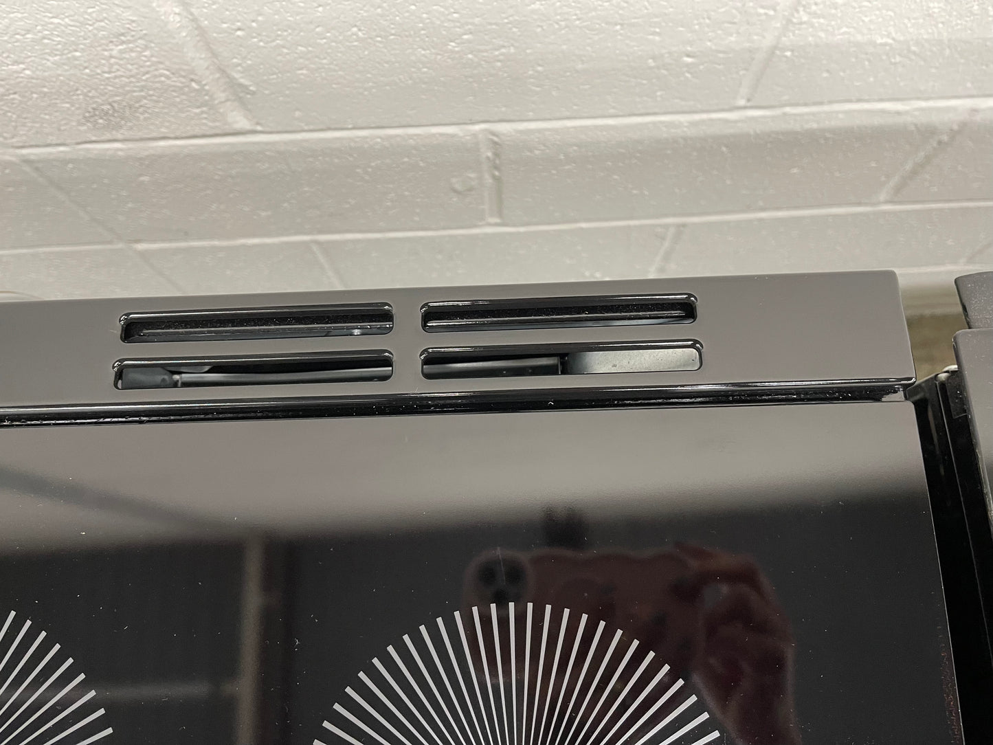 Frigidaire Gallery Series  GCFE3060BF
30 Inch Freestanding Electric Range with 5 Elements, 6.2 cu. ft. Total Convection Oven, Bridge Element, Steam+Self Clean, Storage Drawer, ADA Compliant, and Star-K: Stainless Steel