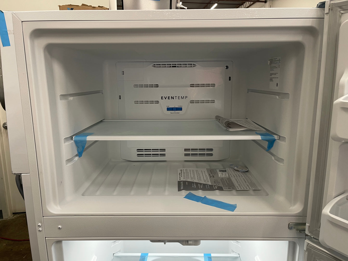 Frigidaire  FFTR1835VW
30 Inch Top Freezer Refrigerator with 18.3 Cu. Ft. Capacity, Adjustable Shelves, Humidity-Controlled Crispers, Half-width Deli Drawer, Gallon Door Bins, Auto-Close Doors, EvenTemp Cooling System, and ADA Compliant: White