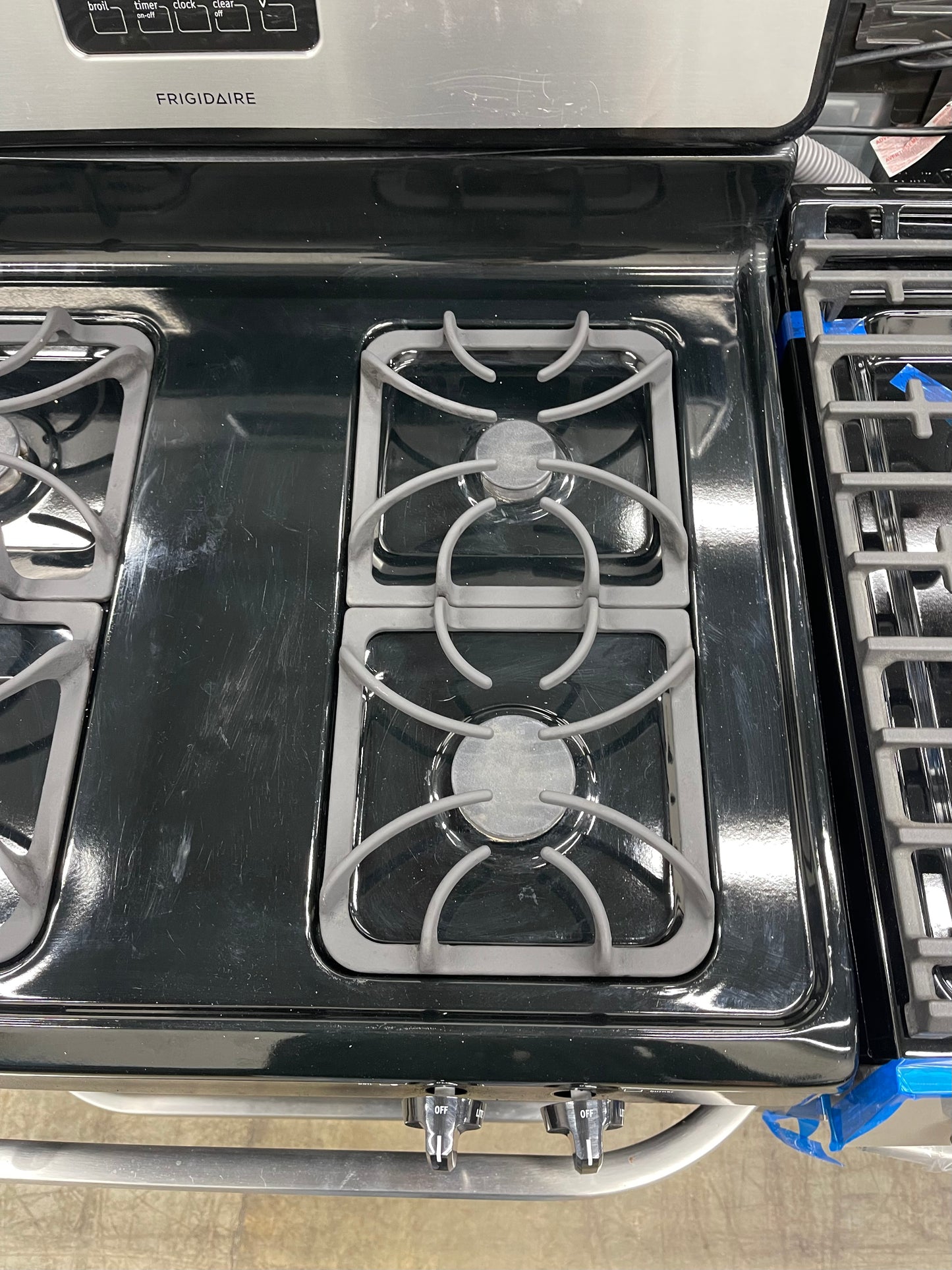 Frigidaire 30" Freestanding Gas Range in Stainless Steel