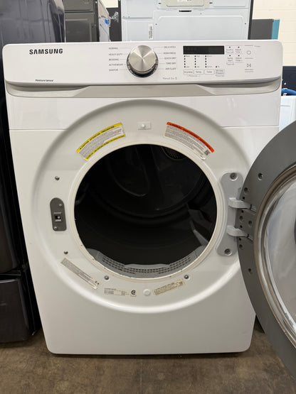 Samsung  DVG45T6000W
27 Inch Gas Dryer with 7.5 cu. ft. Capacity, 10 Dry Cycles, 5 Temperature Settings, Wrinkle Prevent, Smart Care, Sensor Dry Moisture Sensor and ADA Compliant