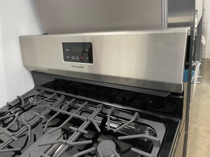 Overview
The Frigidaire FCRG305LAF is a 30-in freestanding gas range with five burners and a 5.0 cu ft capacity oven. It has a stainless steel exterior and a storage drawer. The cooktop features five sealed gas burners, including a 16,000 BTU Quick Boil B