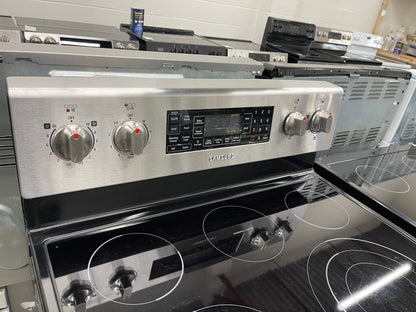 Samsung  FTQ387LWGX
30 Inch Freestanding Electric Range with 5 Cooktop Elements, 5.9 cu. ft. Convention Oven, Steam and Self Clean, Warming Drawer and Sabbath Mode