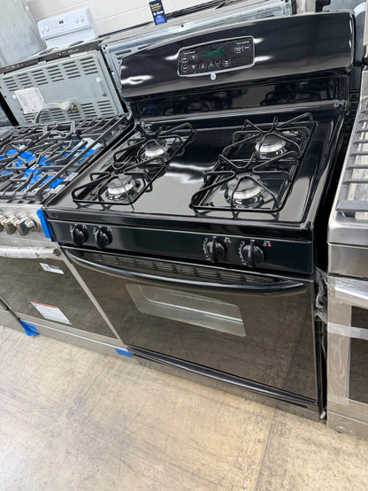 GE 30” Free-Standing Gas Range – Model JGBS18DEN4BB