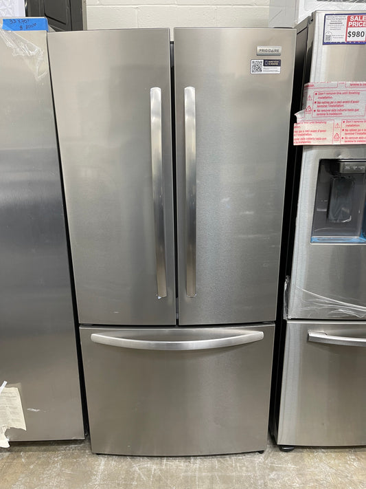 Frigidaire 17.6 Cu. Ft. Counter-Depth French Door Refrigerator
FRFG1723AV
