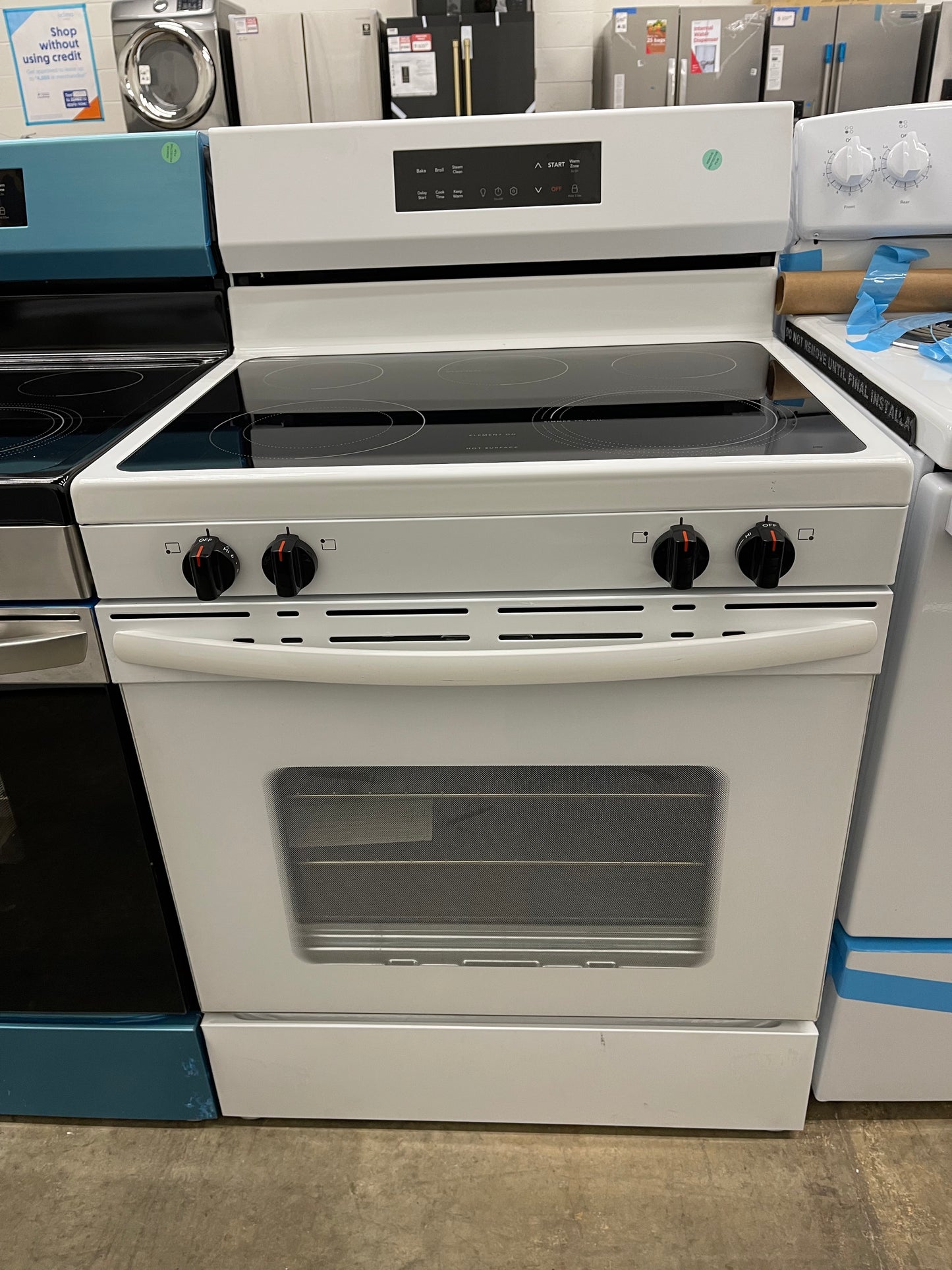 Frigidaire  FCRE3062AW
30 Inch Freestanding Electric Range with 5 Elements, 5.3 cu. ft. Capacity, EvenTemp Element, SpaceWise Element, Storage Drawer, and Steam Clean: White