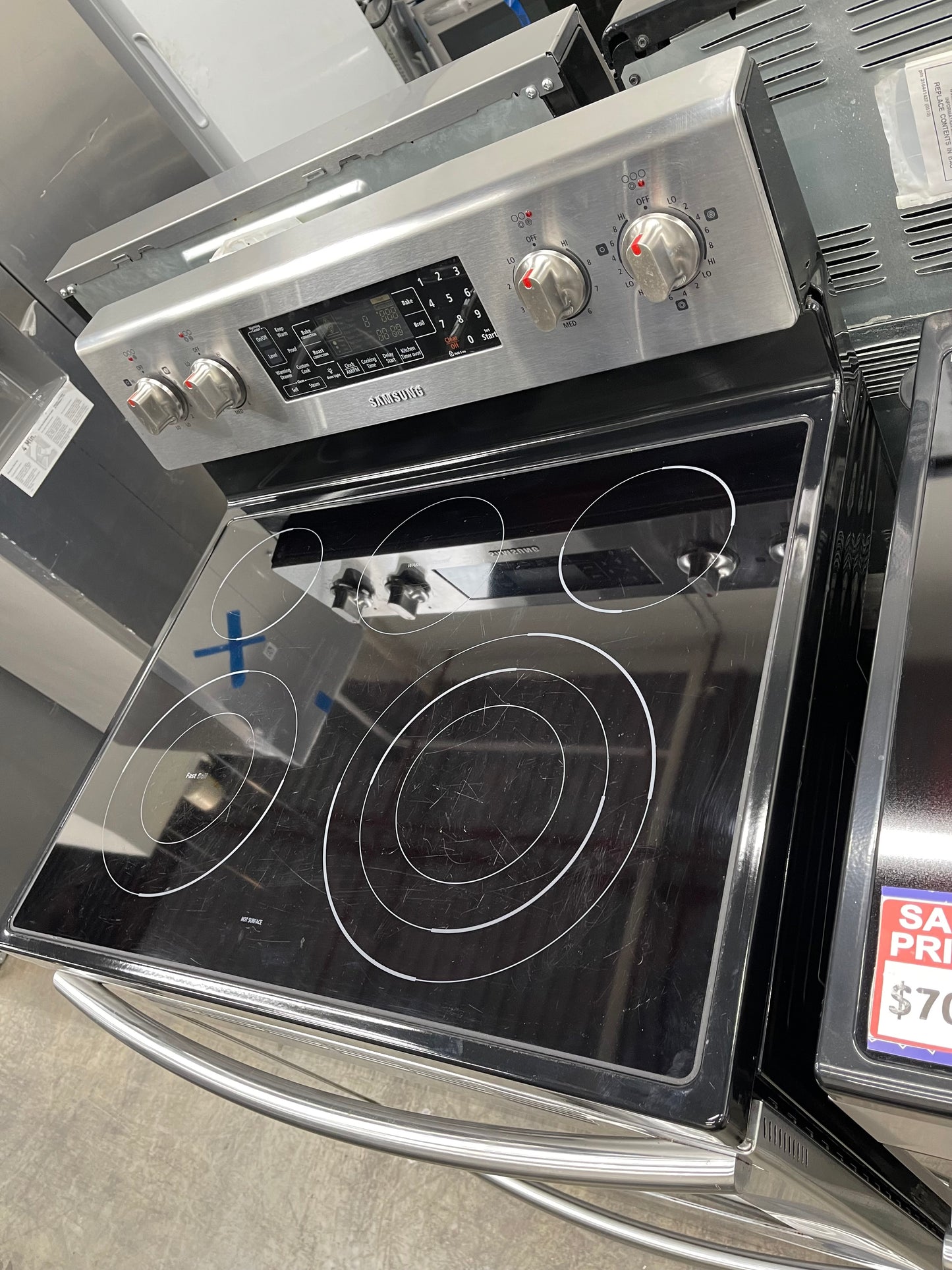 Samsung  FTQ387LWGX
30 Inch Freestanding Electric Range with 5 Cooktop Elements, 5.9 cu. ft. Convention Oven, Steam and Self Clean, Warming Drawer and Sabbath Mode