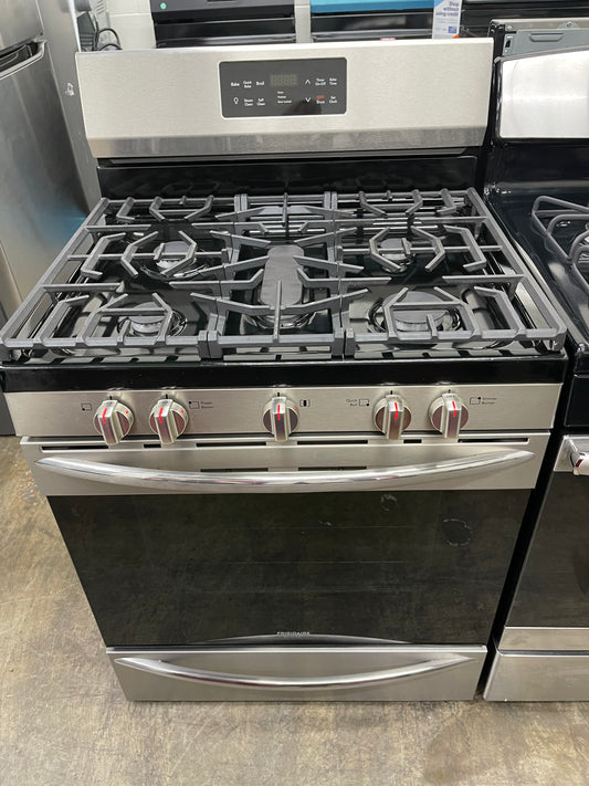 Frigidaire Gallery 30" Gas Range with Steam Clean
GCRG3038AF