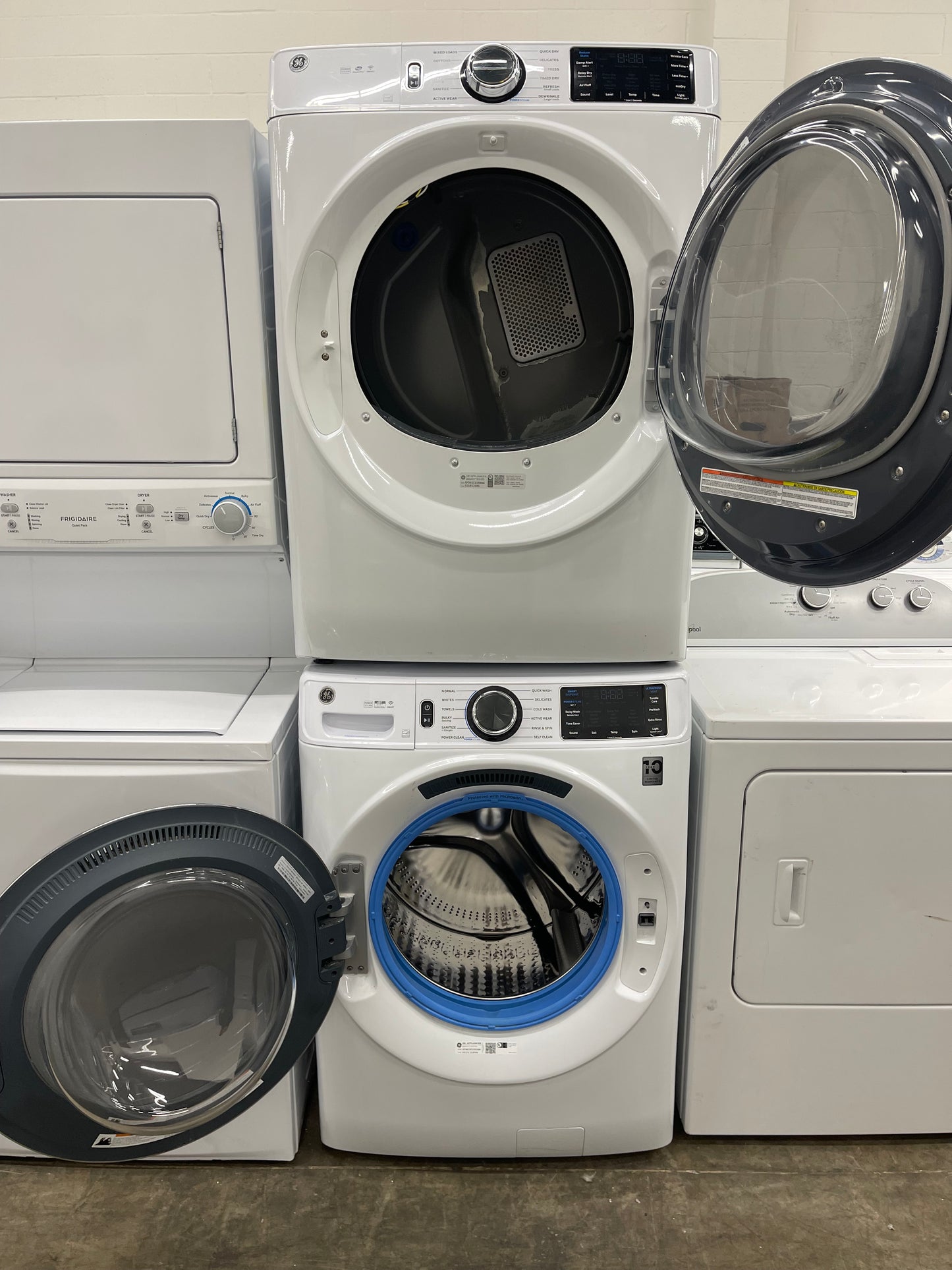 GE GFW650SSNWW Front Load Washer & GFD65ESSNWW Electric Dryer