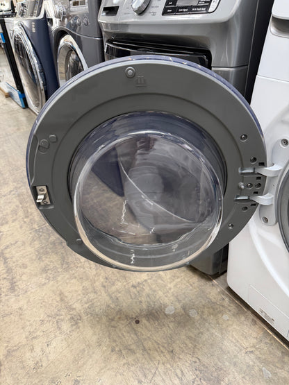 Samsung  WF45R6300AW
27 Inch Front Load Smart Washer with 4.5 Cu. Ft. And Samsung  DVE45R6300W
27 Inch Electric Smart Dryer with 7.5 cu. ft.