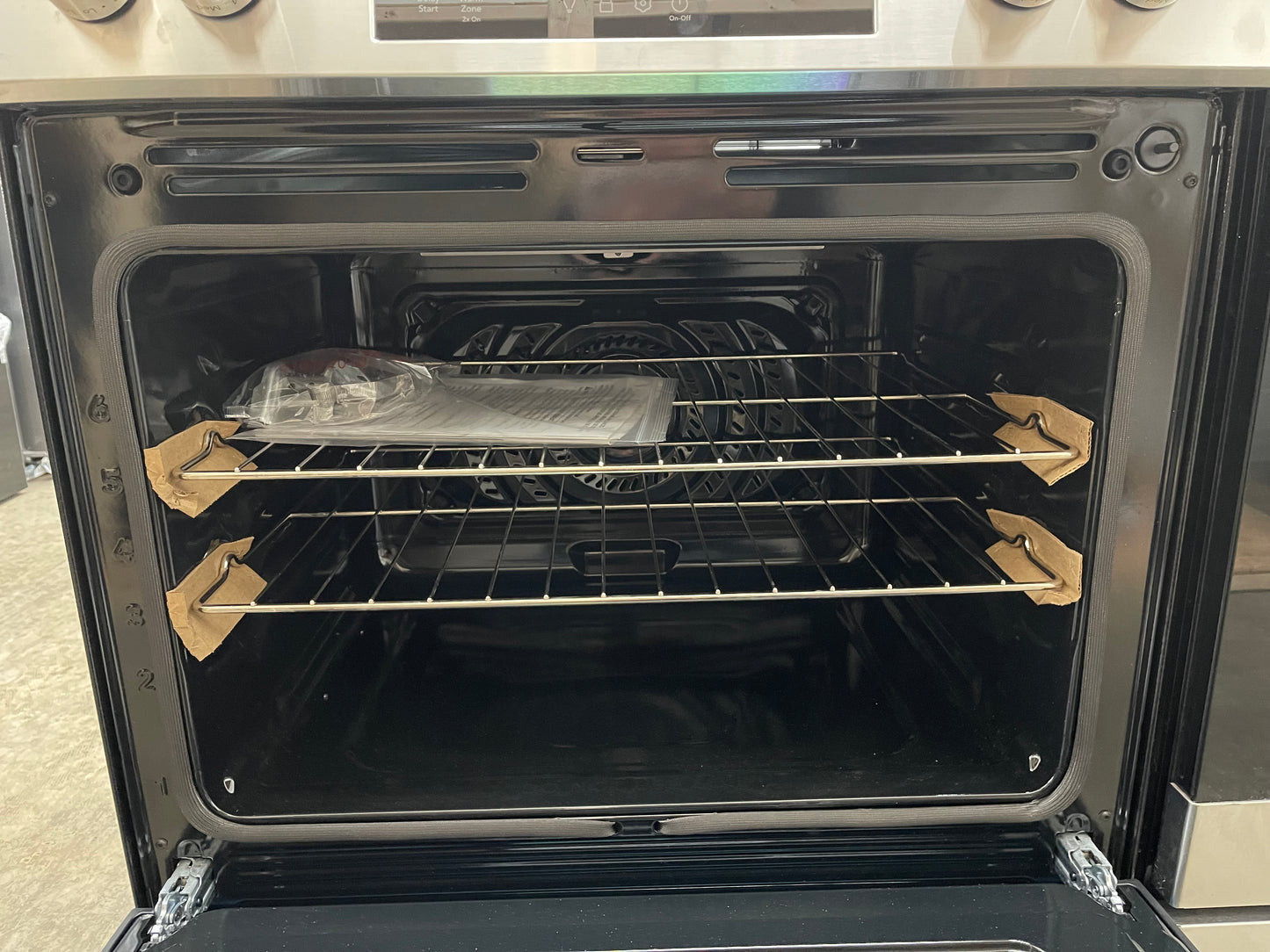 Frigidaire 30-in Glass Top 5 Burners 5.3 cu-ft Slide-In Electric Range in Stainless Steel-Model #FCFE3062AS