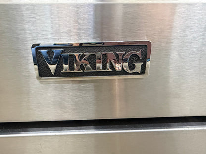 Viking 3 Series  RVDR33025BSSLP
30 Inch Freestanding Dual Fuel Range with 5 Sealed Burners, 4.7 Cu. Ft. Capacity, Continuous Grates, Self-Clean, TruConvection Cooking, Vari-Speed Dual Flow Convection, SureSpark Ignition System and TruGlide Oven