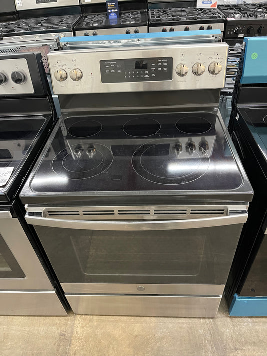 GE 30" Free-Standing Electric Convection Range

Model #:JB750SJSS