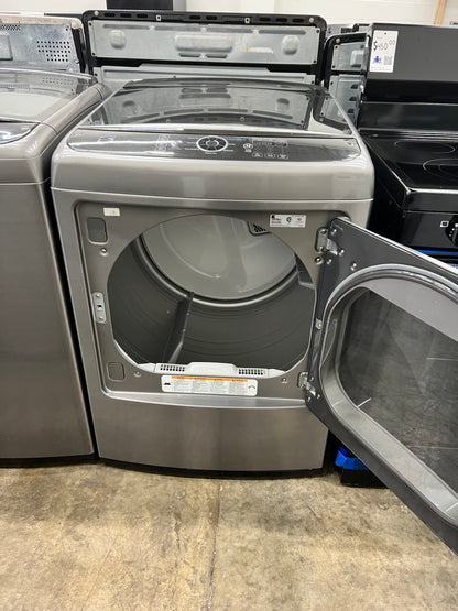 Kenmore Elite Top-Load 5.2 Cu. Ft. Washer and 7.3 Cu. Ft. Electric Dryer Set in Metallic Silver