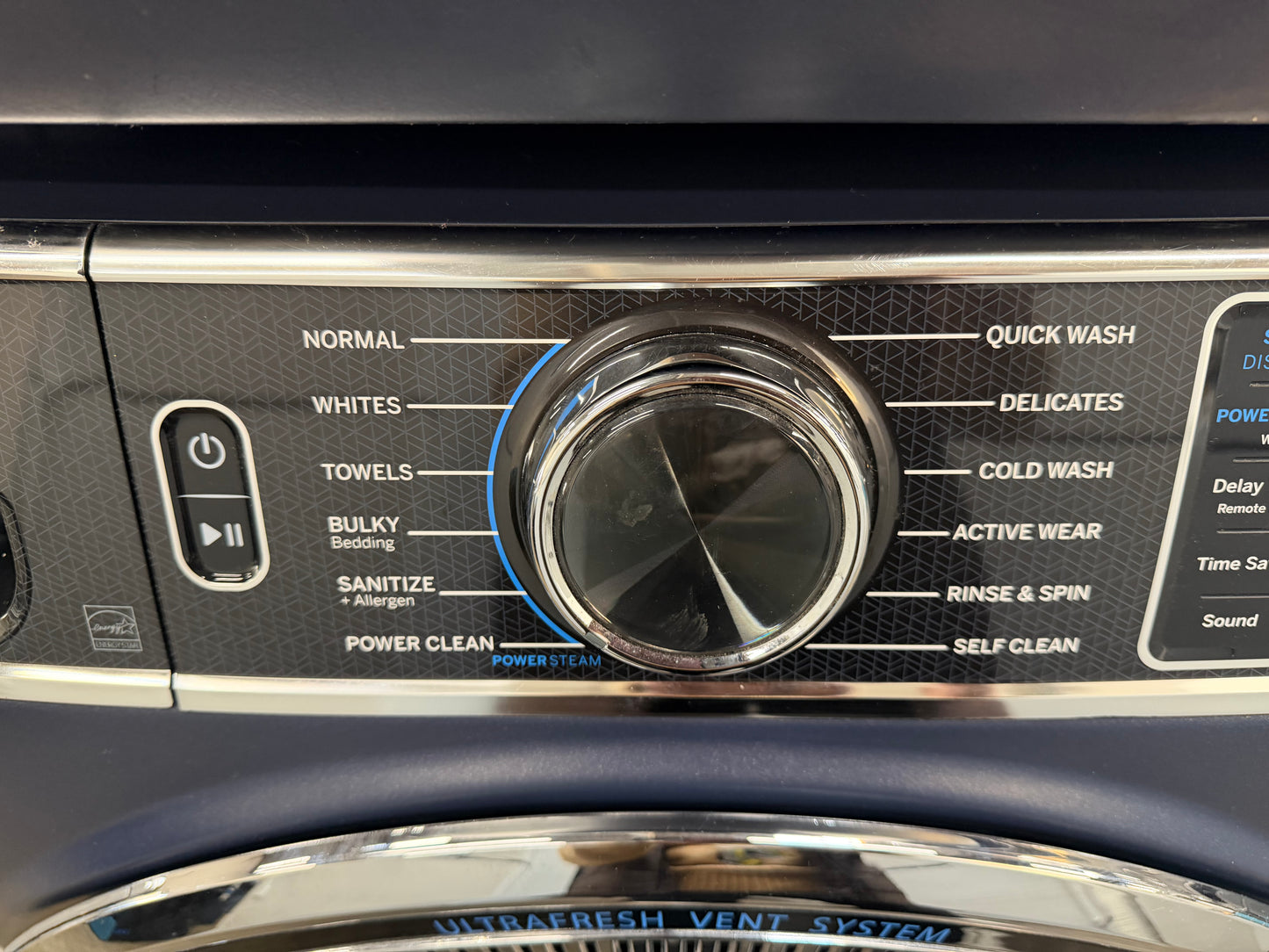 GE  GFW850SPNRS
28 Inch Front Load Smart Washer with 5.0 cu. ft. And GE  PFD87ESPVRS
28 Inch Smart Front Load Electric Dryer with 7.8 cu ft