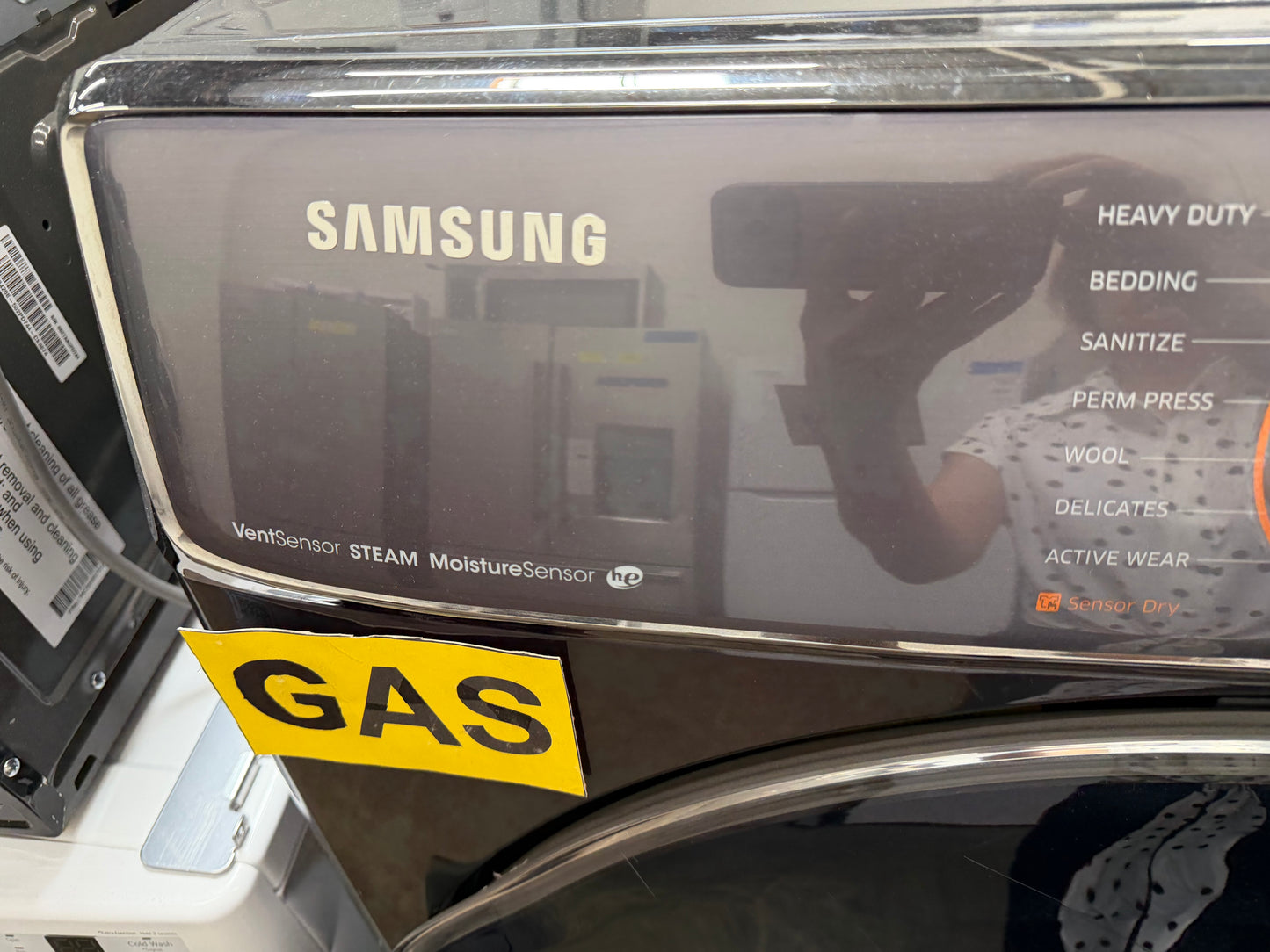 Samsung  DV56H9100GG
30 Inch 9.5 cu. ft. Gas Dryer with 15 Dry Cycles, 5 Temperature Settings, Steam, Vent Sensor, Sanitize Cycle, Wrinkle Prevent, Smart Care, Dryer Rack, My Cycle and Sensor Dry Moisture Sensor: Onyx